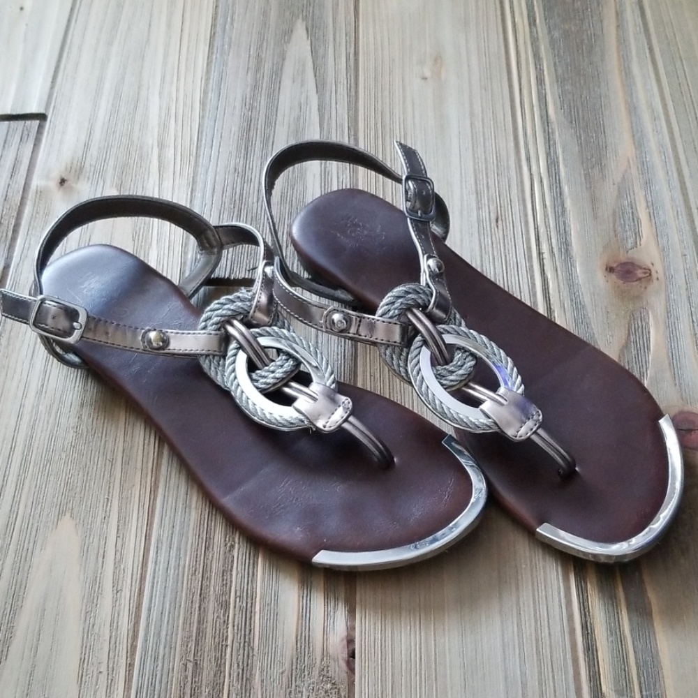 Massimo sandals